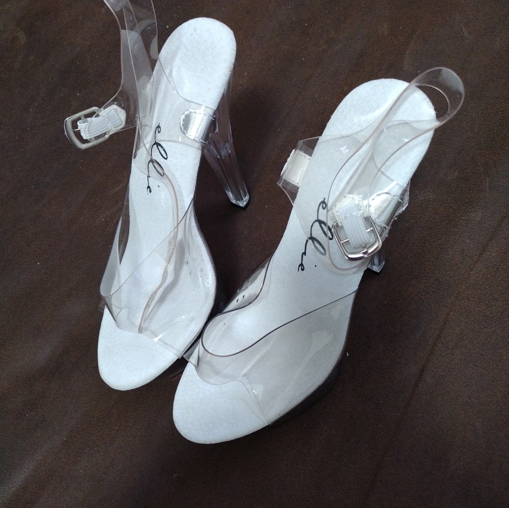 Selling Used Ellie Shoes Women's 609 Brook Platform Sandals (Size 9)